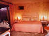 b-room10.jpg (36644 bytes)